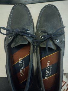 Men's Sperry Top Sider Varsity Boat Shoes STS19757 SIZE 8.5 Like New